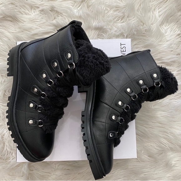 NIB Never worn!  NINE WEST WEATON 3 Ladies black ankle boots!  Size 8. - Picture 1 of 11